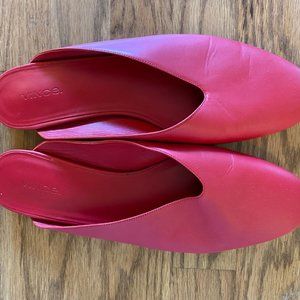 Vince Red Flats 8.5